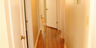 330 Kingsman Drive Gallery 8
