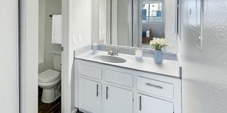 The Valencia Gallery 6