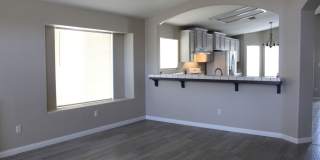 North West Home with Solar and Pool for Rent Gallery 3