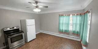 223 E Washington Ave Gallery 10