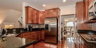 3321 EAGLE RIDGE Drive Gallery 9