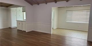 1602 West Mells Lane Gallery 9