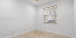 2251 Portofino Ave Gallery 28