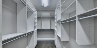 11653 Parkside Avenue Gallery 34