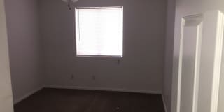 Beautiful Home on Green Belt in Palo Verde Meadows Gallery 8