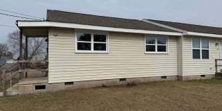 Newly remodeled 1 bedroom, 1 bath duplex. Gallery 1