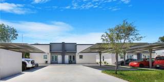 810 Athol Street Gallery 1