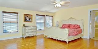 209 1st Avenue Gallery 15