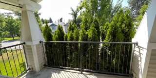 Modern 2 Bed, 1 Bath Condo near Dishman Hills! Gallery 16