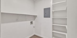 402 Tedder Gallery 12