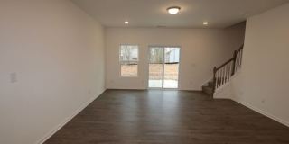 Beautiful 3BR/2.5BA Townhouse located in Kellerton Place Gallery 9
