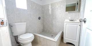 45 Ridge Avenue unit: 2 Floor Gallery 6