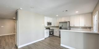 Huge one bedroom condo close community pool and tennis courts. Gallery 11