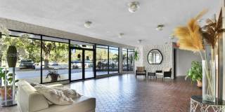 9682 Fontainebleau Blvd Gallery 6