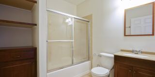 885 N Marshfield Avenue Gallery 11