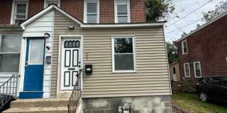 4 Bed, 1 Bath available for rent! Gallery 1