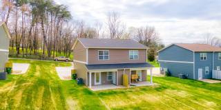 318 Bogle Street Gallery 17