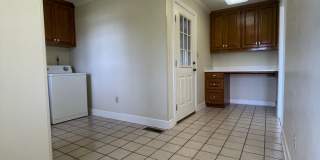 Spacious country home for lease Gallery 14