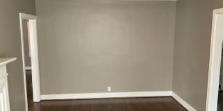Move In Special!! Limited Time Only-No Security Deposit requirement! Gallery 10