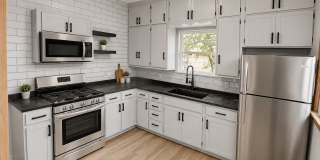 8 Bedroom 3 Bathroom House Available Sept or August - Close to Campus - August 1 or ASAP Move In! Gallery 10