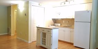 Adorable  second level Studio Condo available mid September! Gallery 1