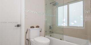 375 Harbor Ct Gallery 37