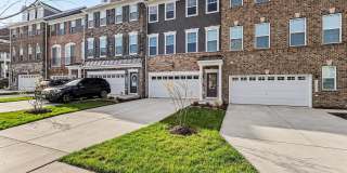 10878 FOXTROT Circle Gallery 5