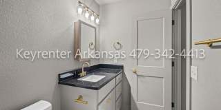 Beautifully renovated 3 bedroom, 2 bath | Fayetteville AR Beautifully renovated 3 bedroom, 2 bath | Fayetteville AR Gallery 13