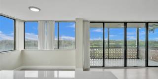 4222 Inverrary Boulevard Gallery 22