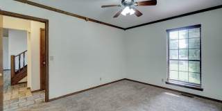 Comfortable Living in Edmond – 3BR with Prime Convenience Comfortable Living in Edmond – 3BR with Prime Convenience Gallery 22