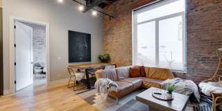 729 North Sangamon Street Gallery 11