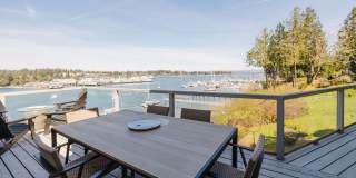 Furnished Bainbridge Island Waterfront Home with Incredible Views Gallery 14