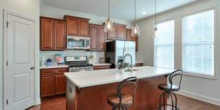 7205 Lowery Oak Drive Gallery 11
