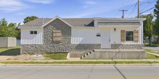 1339 E Division Street Gallery 1