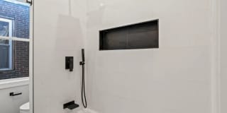 2921 W Oxford St. Gallery 14