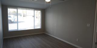 2203 E Devonshire Ave Gallery 16