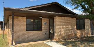 3 Wagnon Drive unit: A Gallery 1