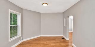 352 Norfolk St Gallery 8