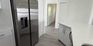 723 Ivan Avenue S unit: 723 Gallery 37