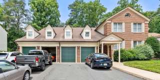7254 GLEN HOLLOW CT #54/3 Gallery 1