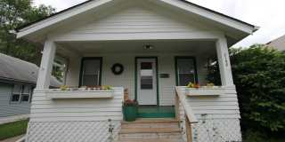 Beautiful 2-bedroom Charmer in Aksarben Gallery 1