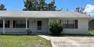 Beautiful, 1/2 of duplex close to I-4 Beautiful, 1/2 of duplex close to I-4 Gallery 1