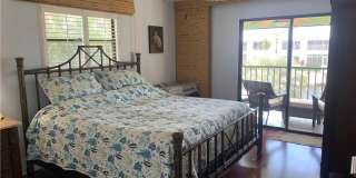 1628 SE 46th Street unit: 6 Gallery 10