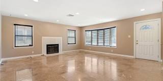 12111 Hammack Street Gallery 8