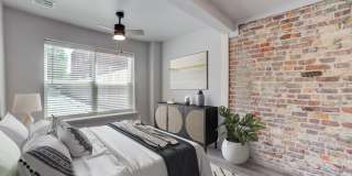 2417 East 7th Street Gallery 11