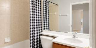 2/2 in the gated Community of the Verandas at North Shore Golf Club Gallery 18