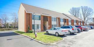 "Low Maintenance Living" In Prime Hampton Roads Area Gallery 3