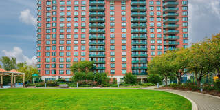 Windsor at Mariners Gallery 15