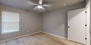 UPDATED DUPLEX IN NOLANVILLE ONLY $1,350!!! Gallery 14
