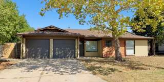 6710 SW Embassy Cir - AVAILABLE NOW! Gallery 1